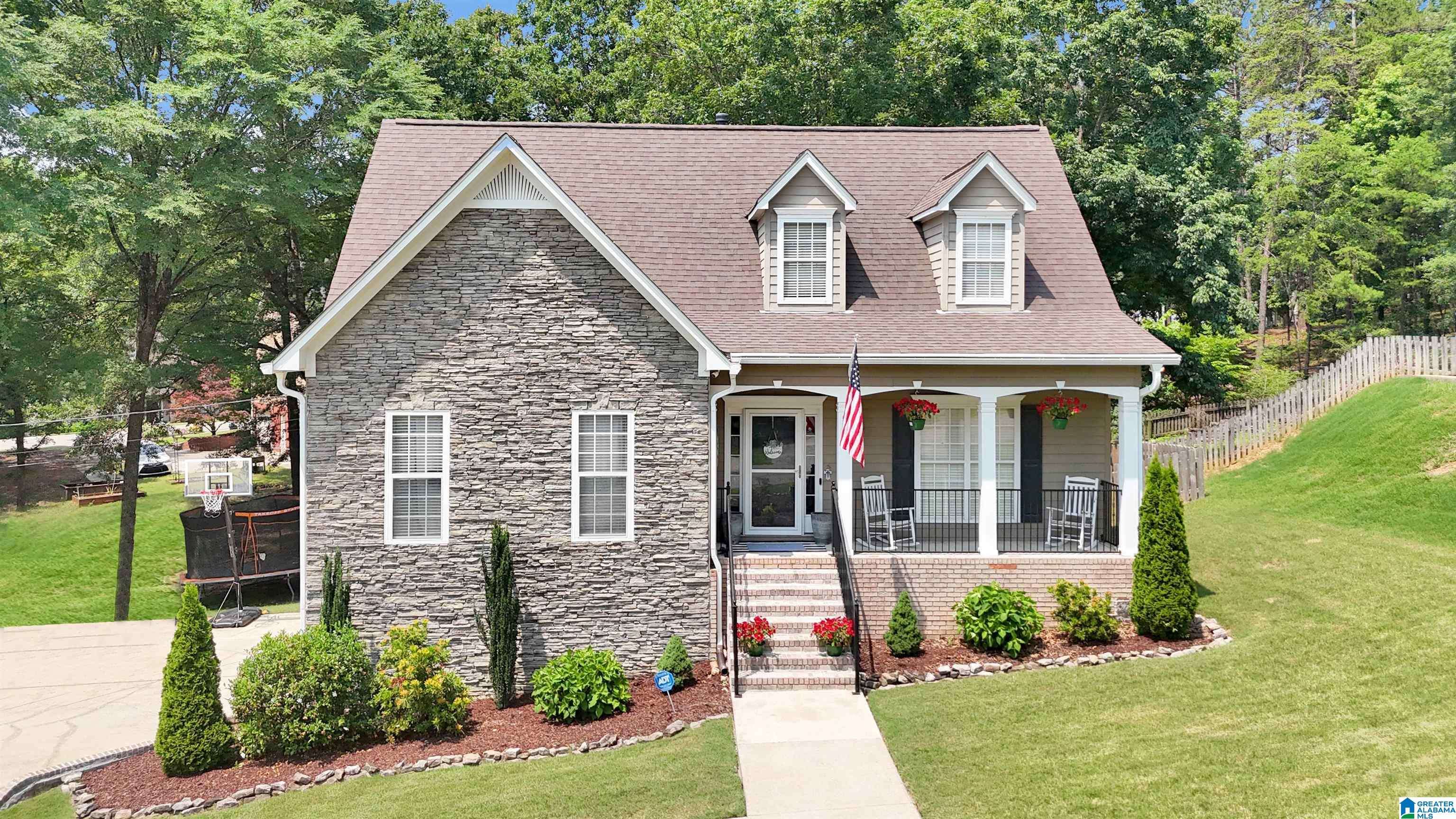 121 STERLING GATE DRIVE, Alabaster, AL 35007