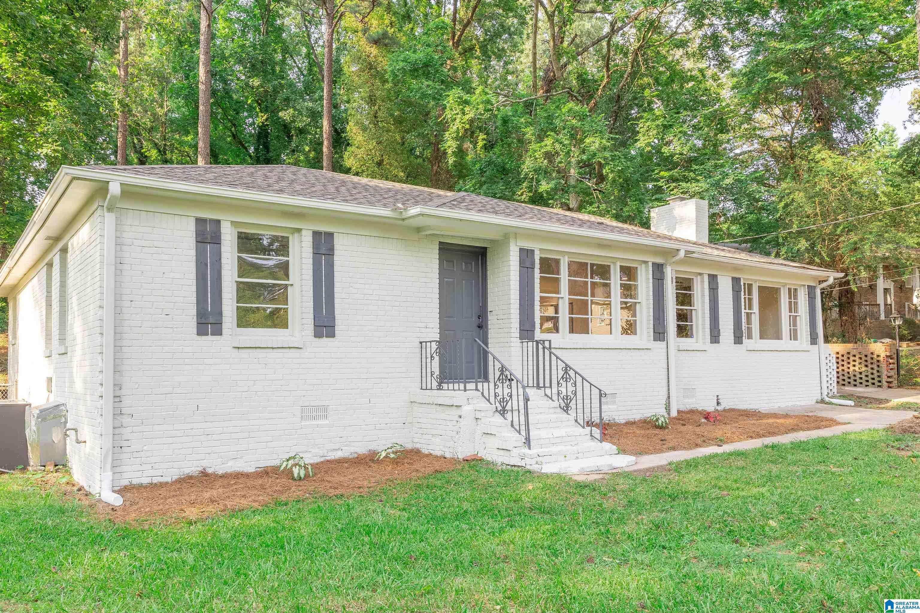 512 22ND TERRACE NE, Center Point, AL 35215
