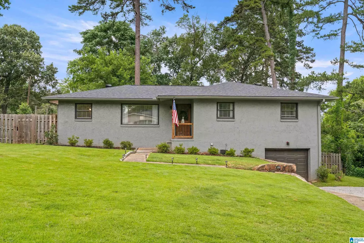Vestavia Hills, AL 35226,2505 CHATWOOD ROAD