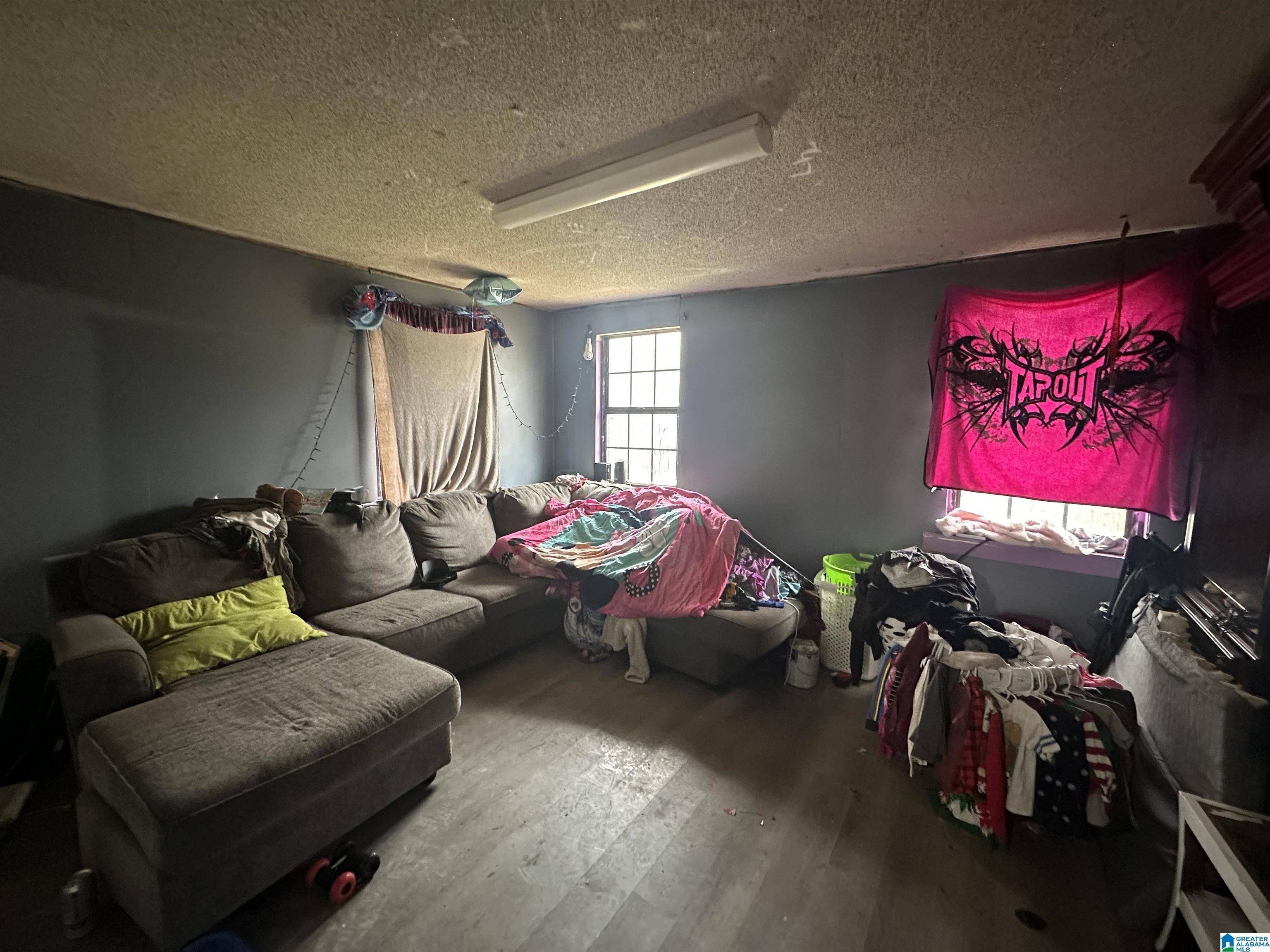 Albertville, AL 35950,25 RAINBOW DRIVE