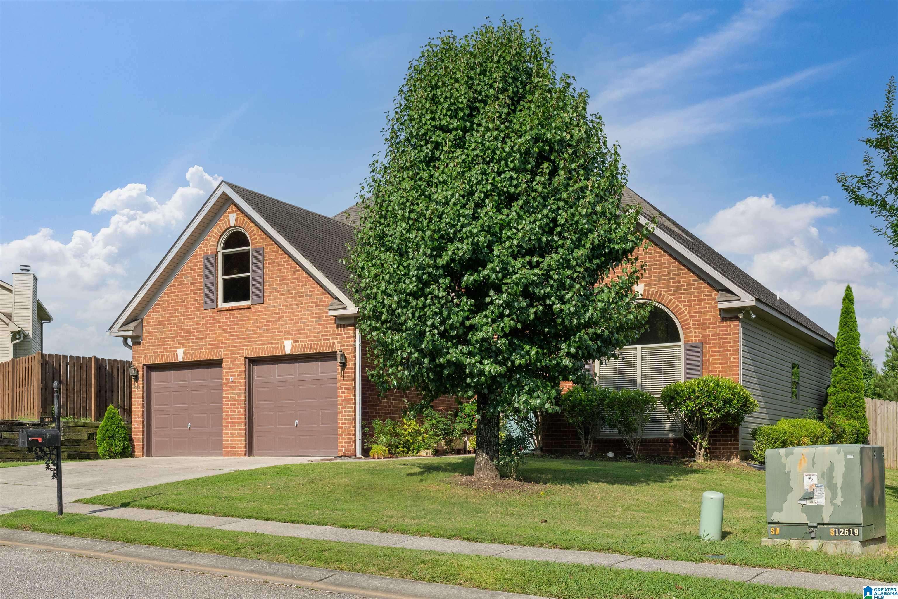 Sterrett, AL 35147,5903 FOREST LAKES COVE