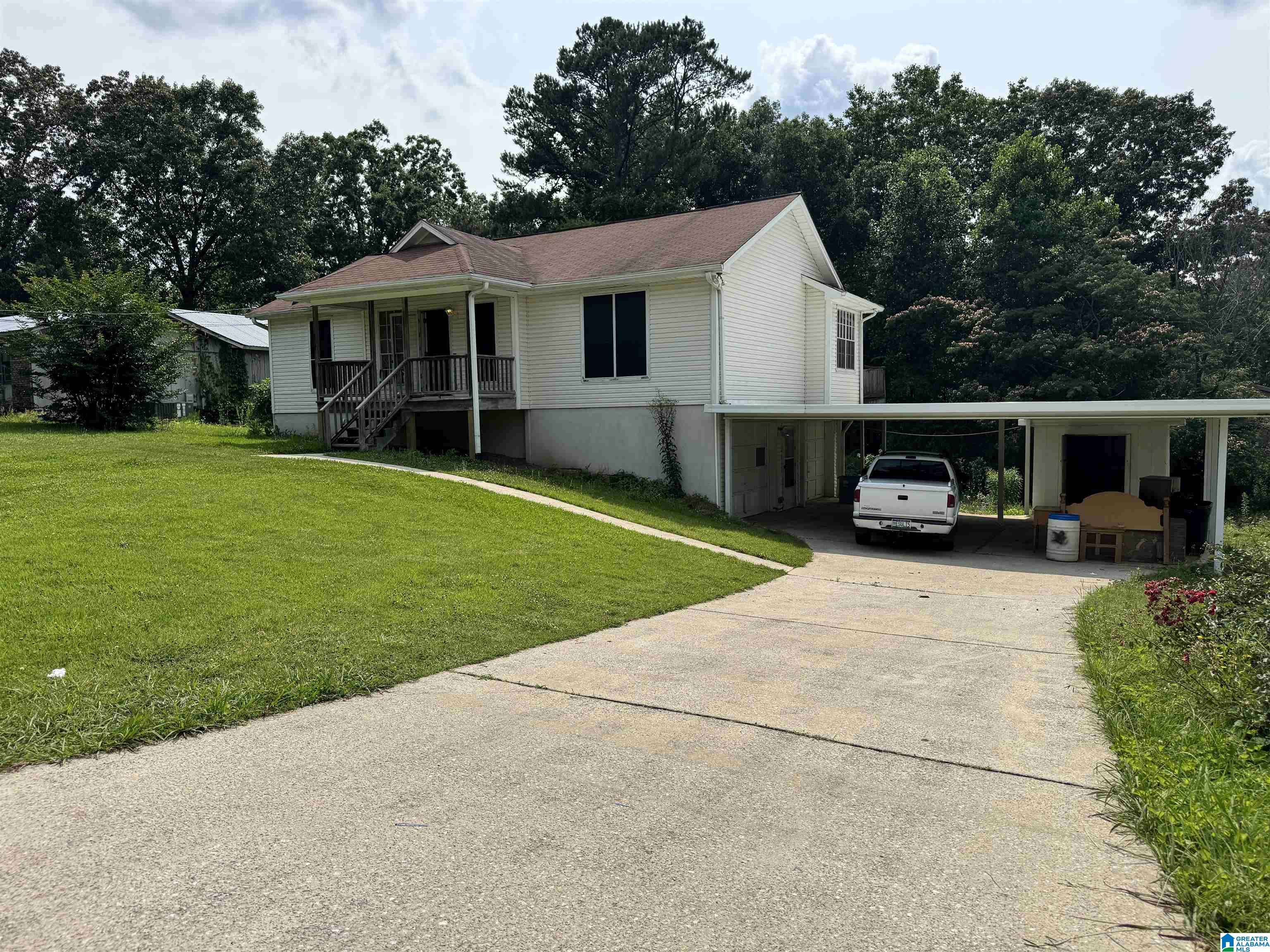 832 BAHIA LANE, Bessemer, AL 35023
