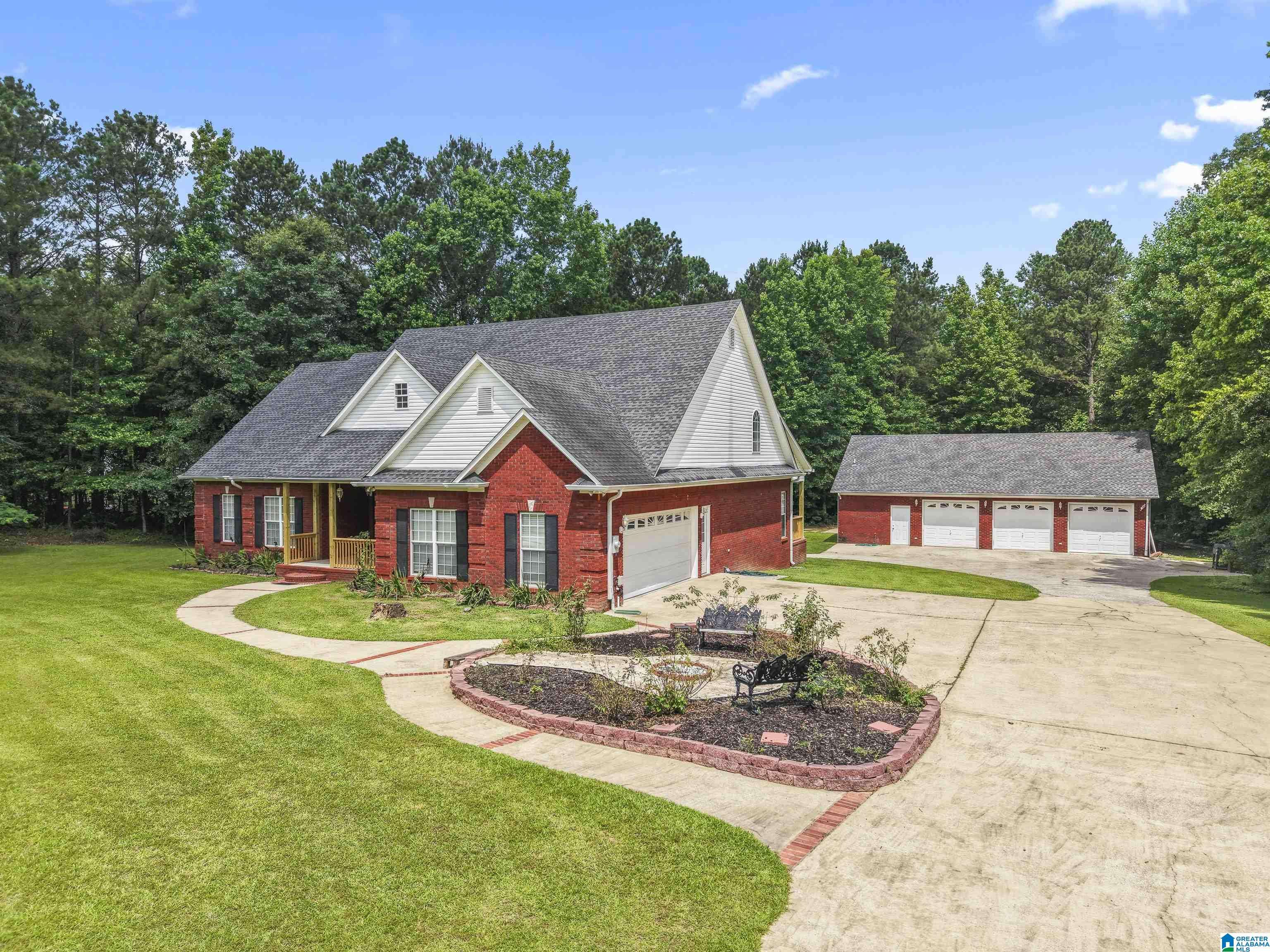 691 REID DRIVE, Trafford, AL 35172