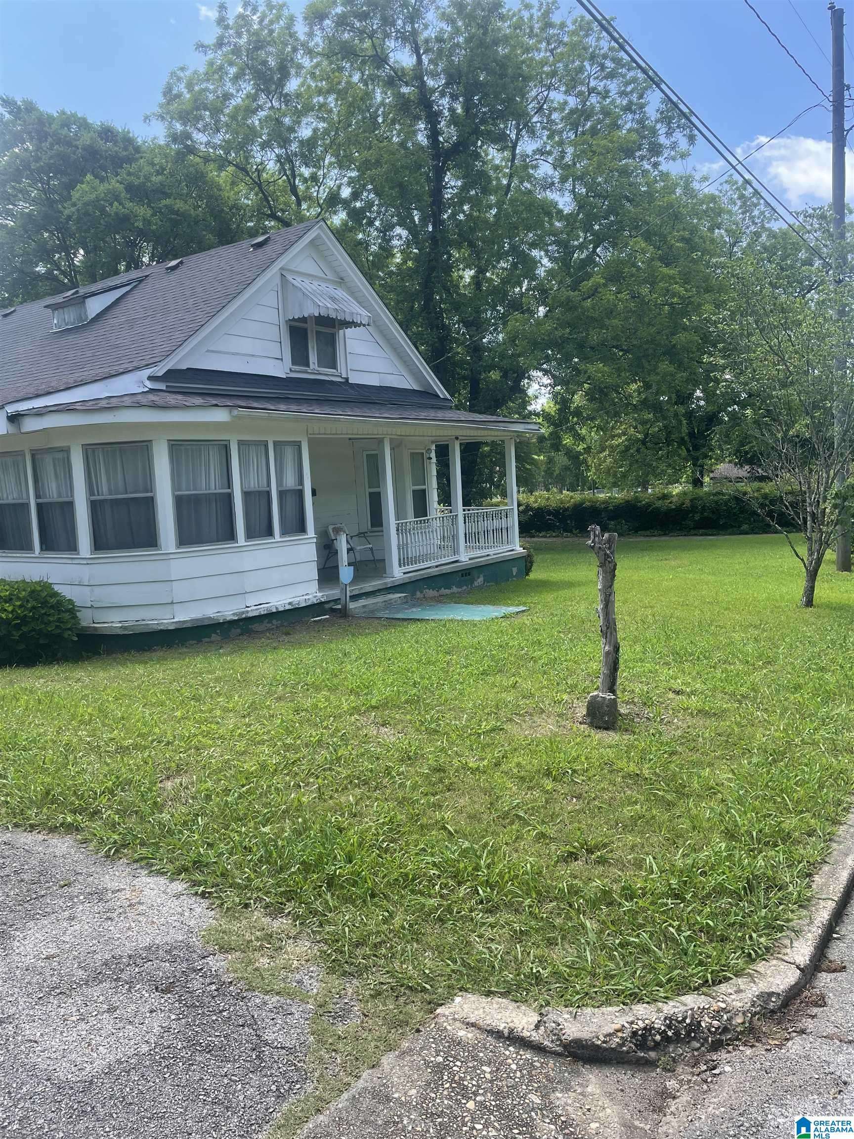 Anniston, AL 36201,1615 STEPHENS AVENUE