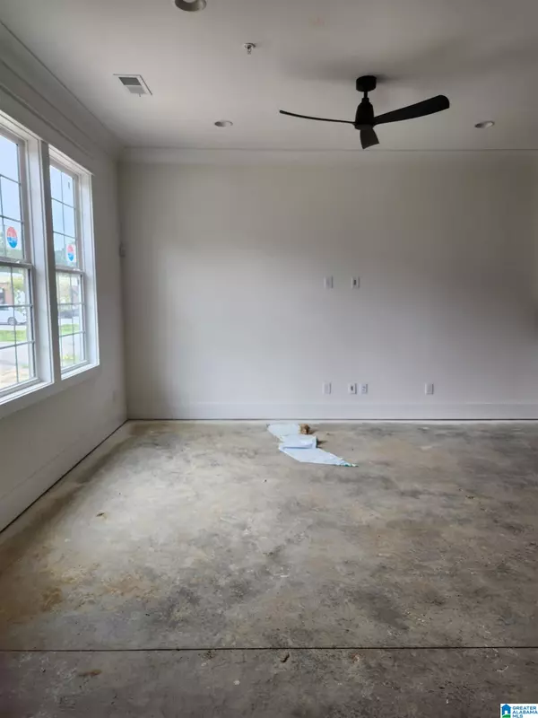 Vestavia Hills, AL 35243,3168 BELWOOD DRIVE