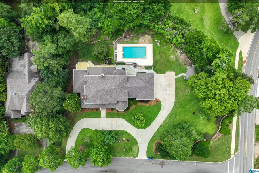 3605 CARISBROOKE PARKWAY, Hoover, AL 35226