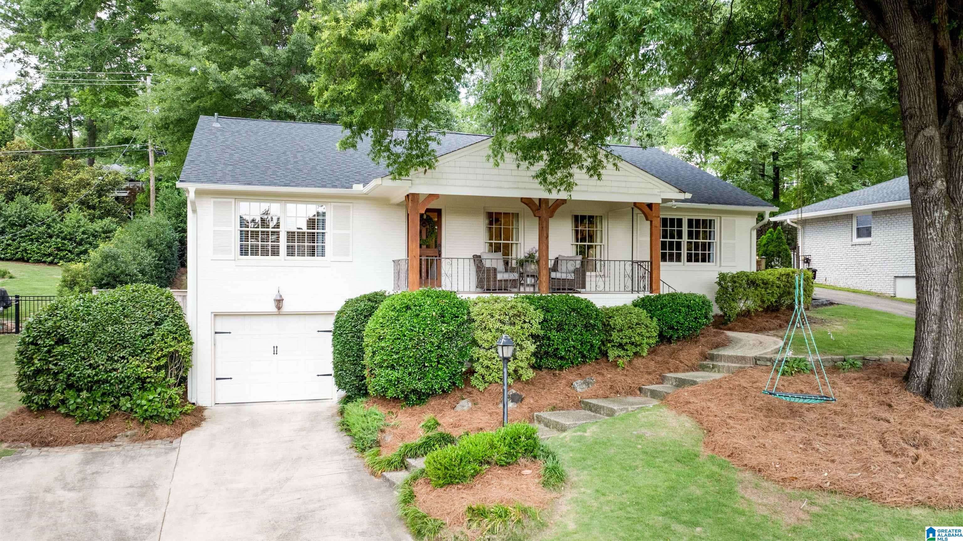 Mountain Brook, AL 35213,224 BEECH CIRCLE