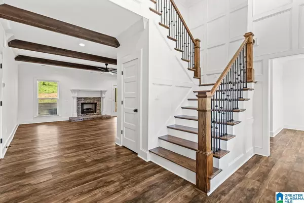 Trussville, AL 35173,8396 TRAILS END LANE