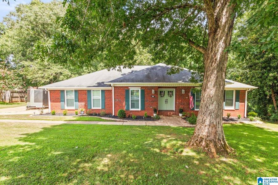 1019 54TH AVENUE E, Tuscaloosa, AL 35404