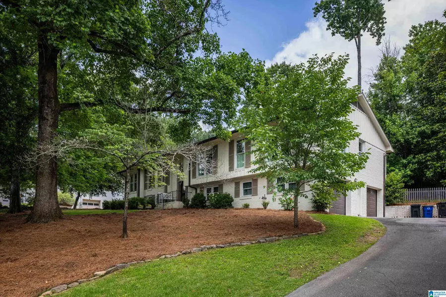 3876 SPRING VALLEY ROAD, Mountain Brook, AL 35223