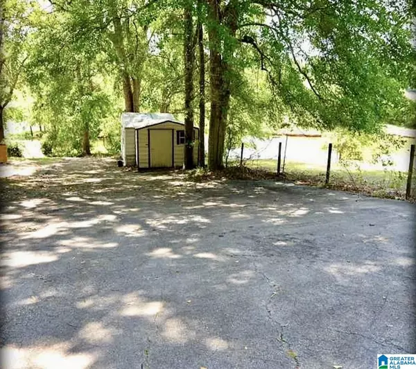 Cropwell, AL 35054,145 MAINE DRIVE