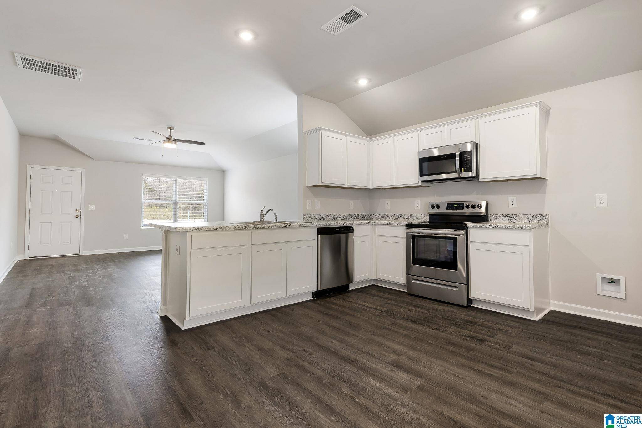 Lincoln, AL 35096,461 ANTLER WAY