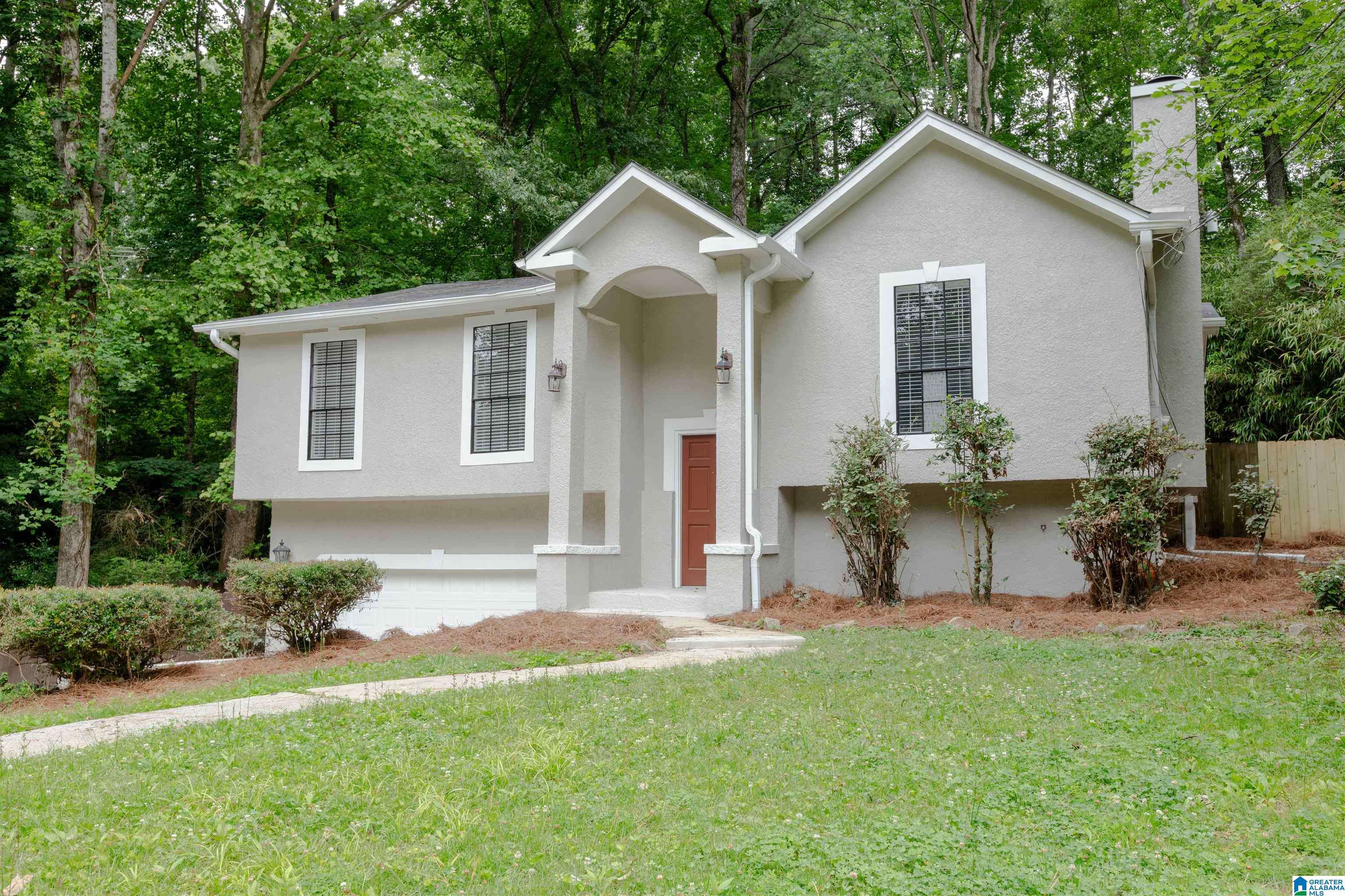 Vestavia Hills, AL 35223,3612 CHAUMONT DRIVE