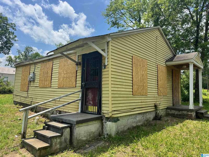 1525 MEADOW LANE, Birmingham, AL 35228
