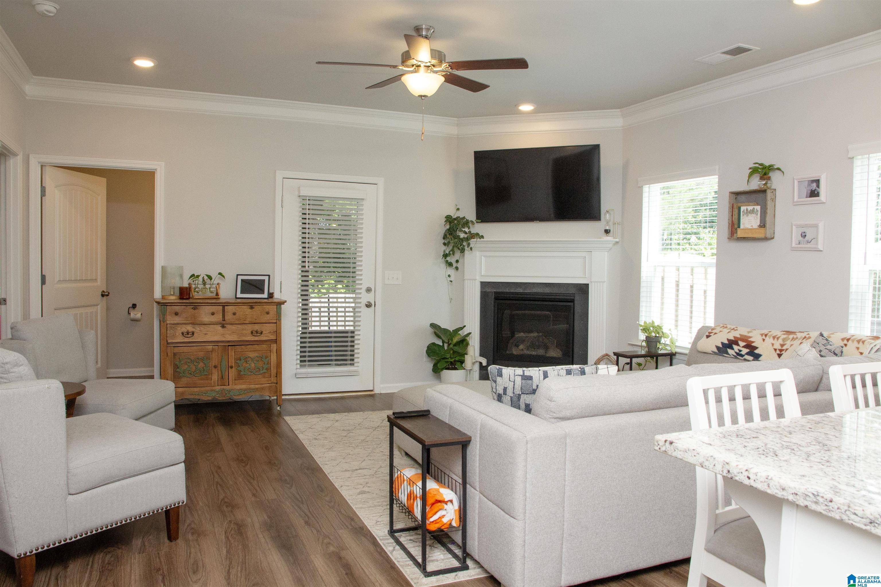 Trussville, AL 35173,395 LAKERIDGE DRIVE