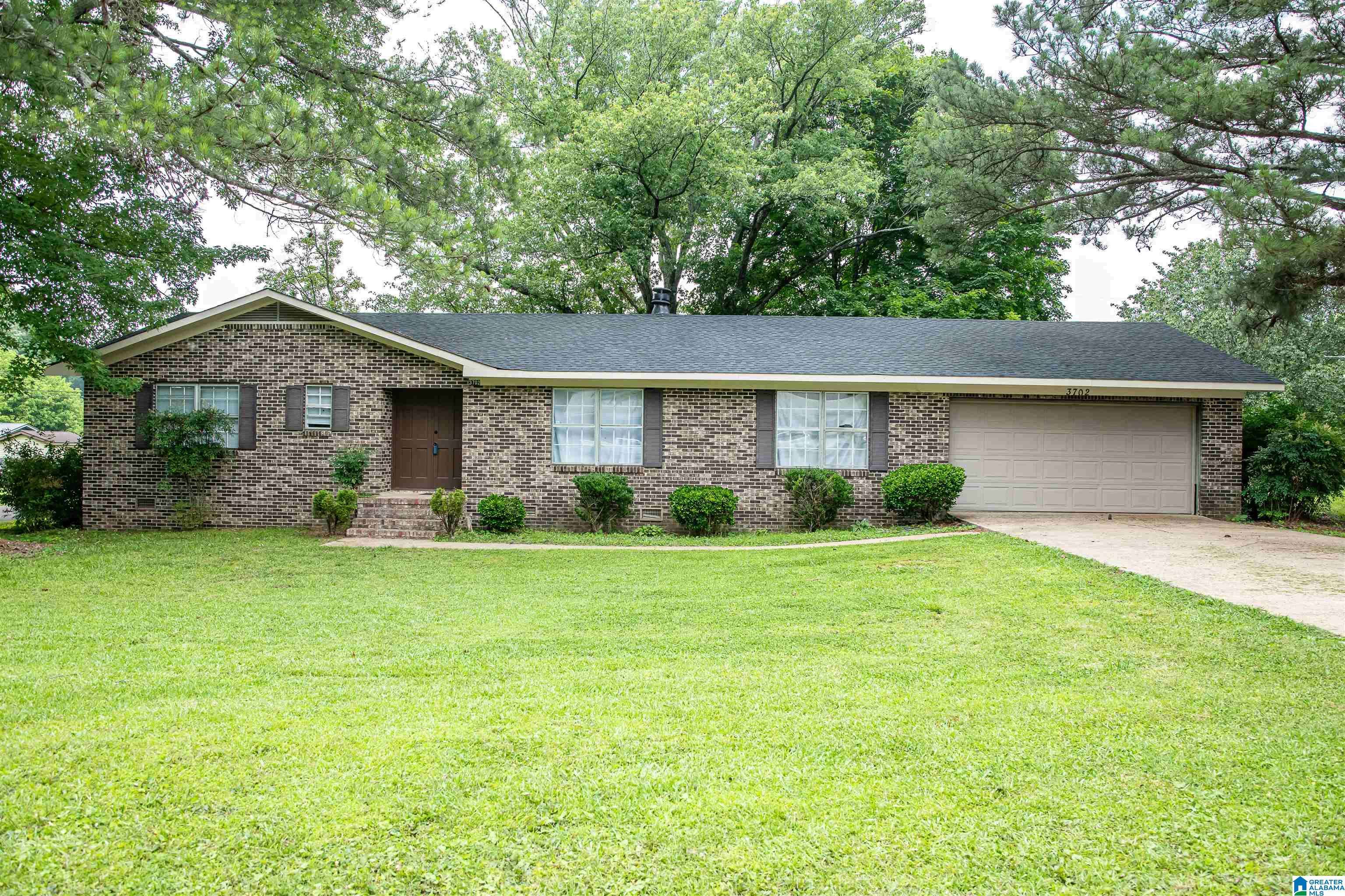 3702 GODFREY AVENUE NE, Fort Payne, AL 35967