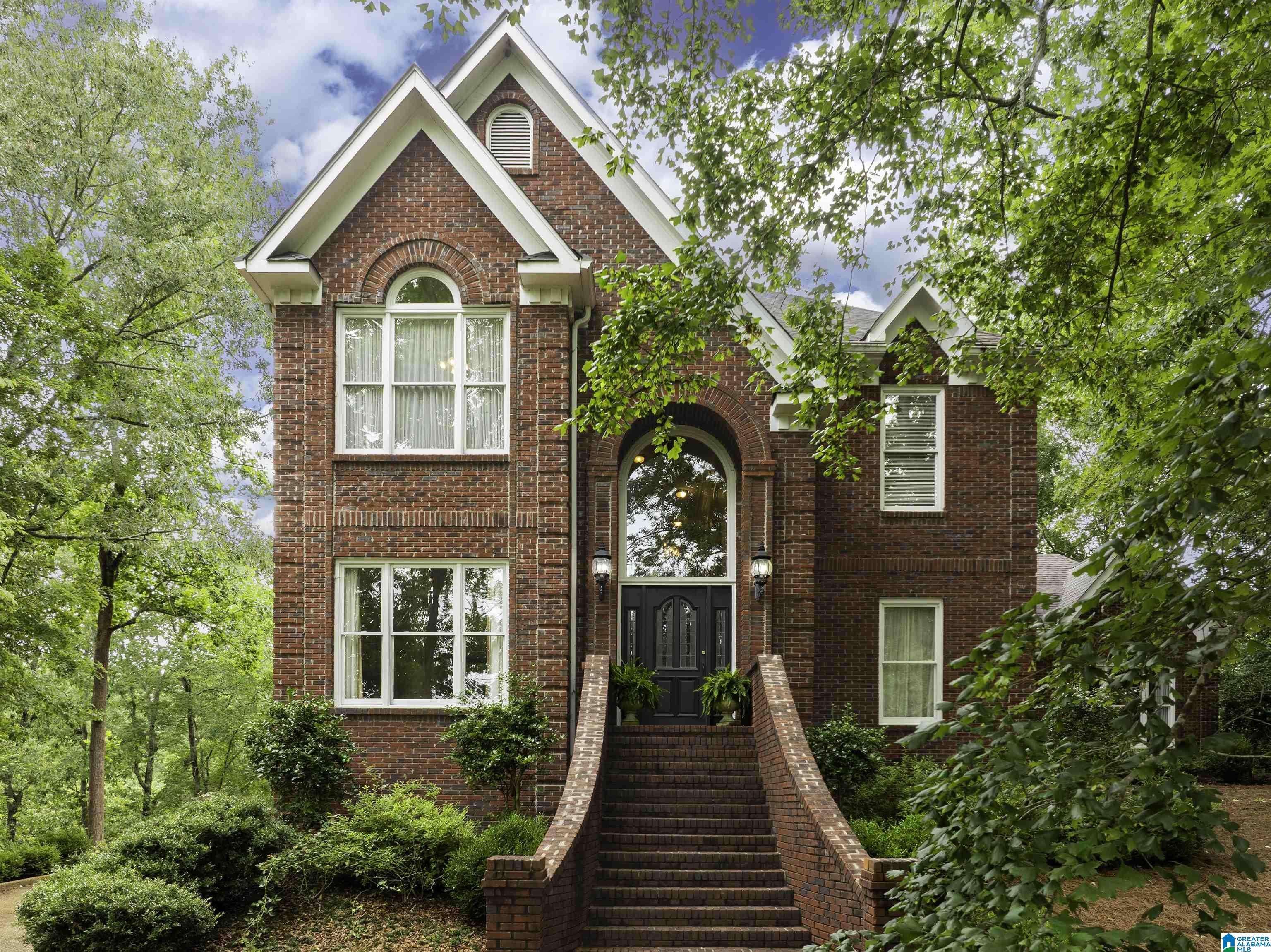 1165 LAKE FOREST CIRCLE, Hoover, AL 35244