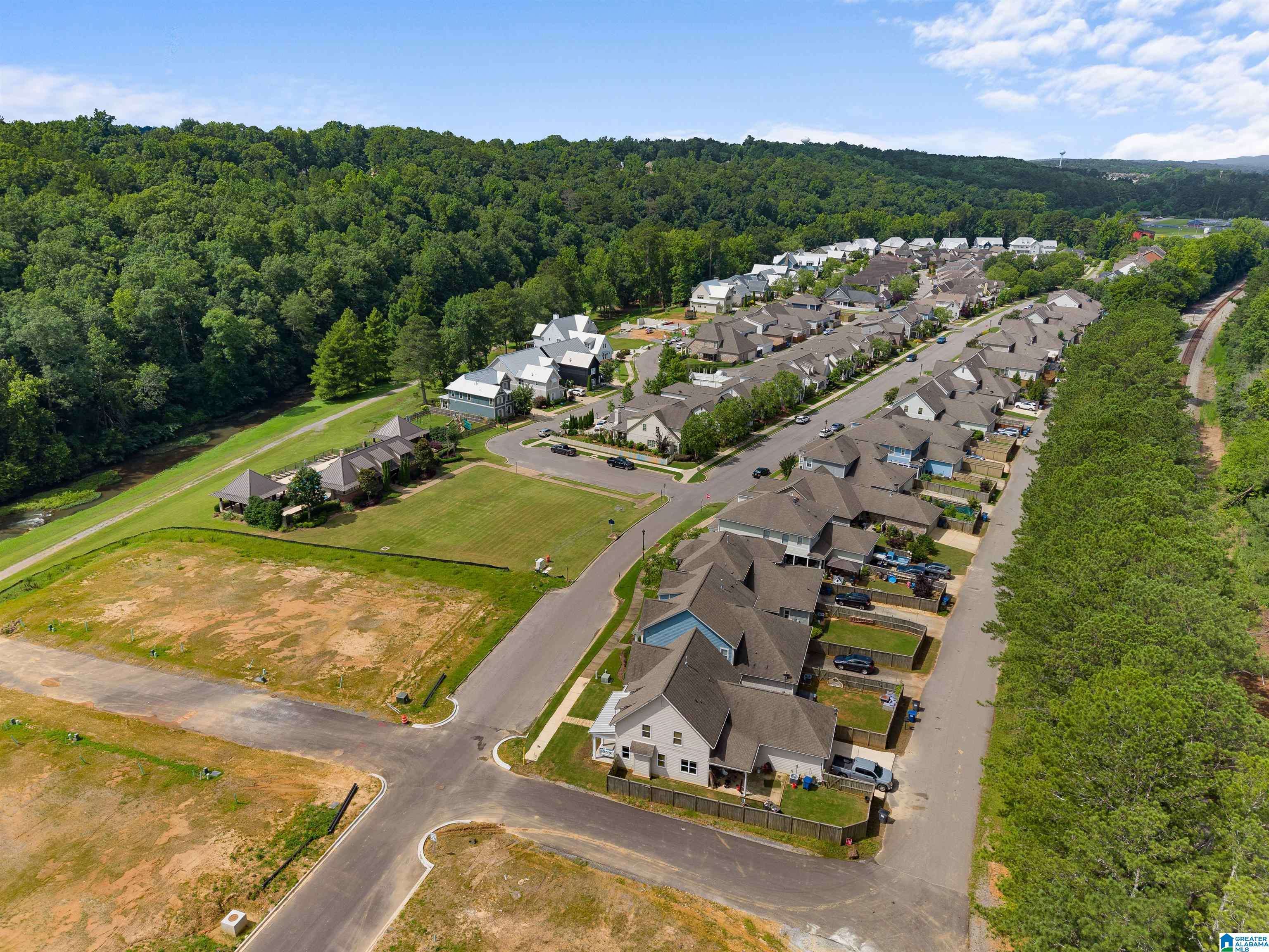 Trussville, AL 35173,4304 CAHABA BEND