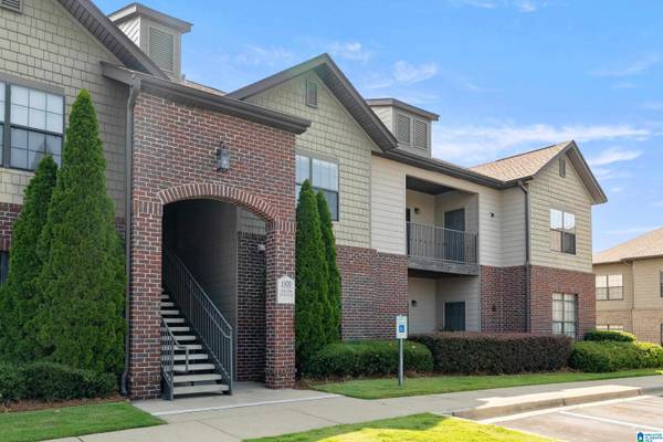 1322 RIVERHAVEN PLACE #1322, Hoover, AL 35244