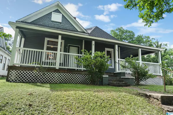 2101 CLARENDON AVENUE, Bessemer, AL 35020