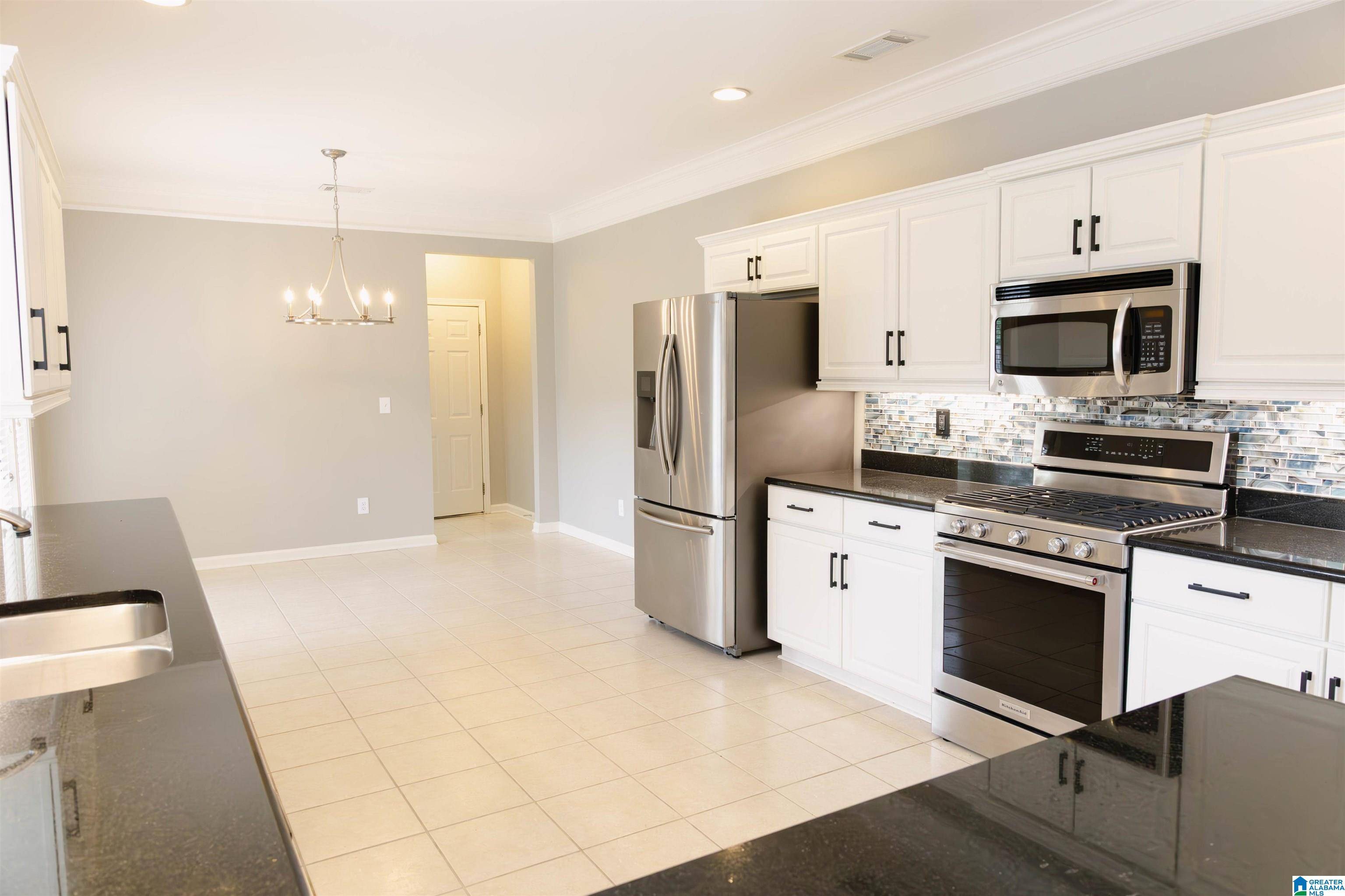 Hoover, AL 35226,3764 VILLAGE CENTER WAY