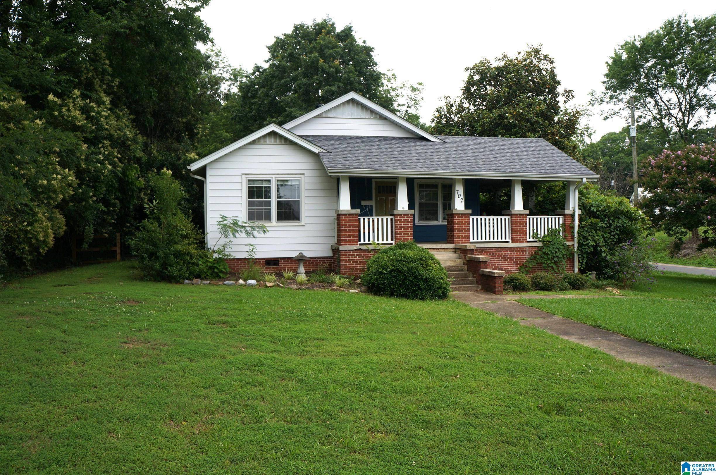 Childersburg, AL 35044,702 4TH STREET SW