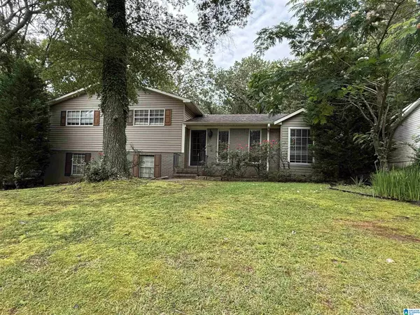 5711 WOODCREEK ROAD, Pinson, AL 35126