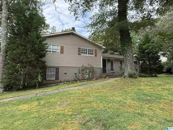 Pinson, AL 35126,5711 WOODCREEK ROAD