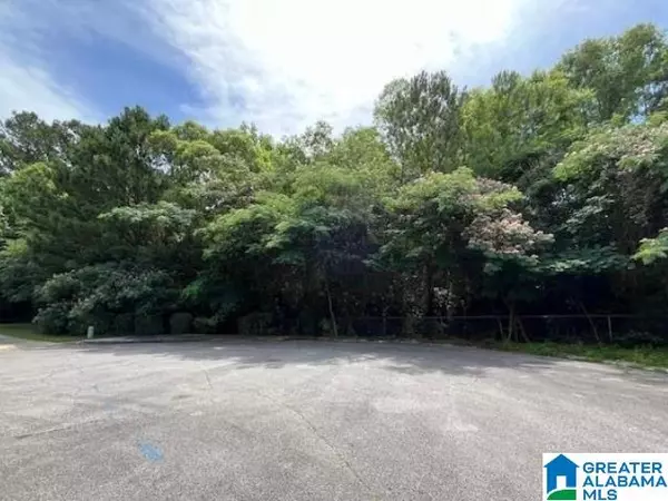 Birmingham, AL 35215,2063 HAMILTON PLACE #13