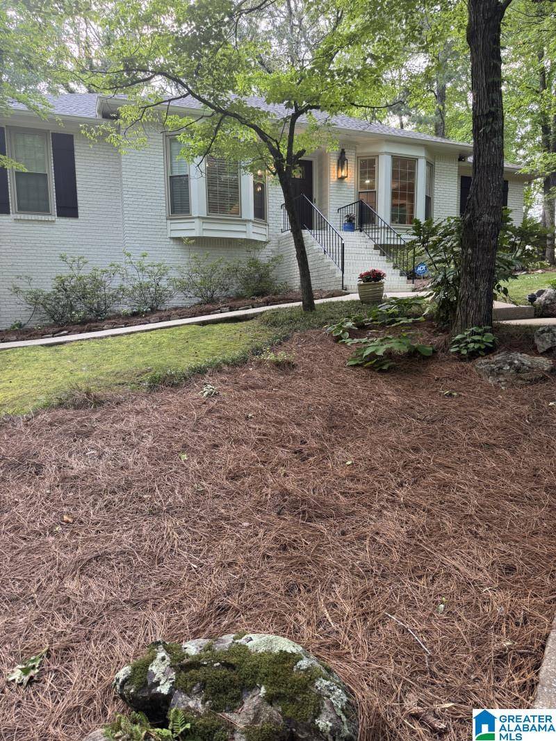 1936 CROSSVINE ROAD, Hoover, AL 35244