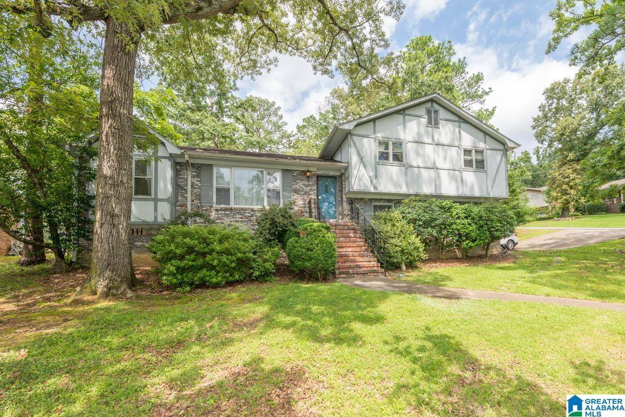 1912 TALL TIMBERS DRIVE, Hoover, AL 35226