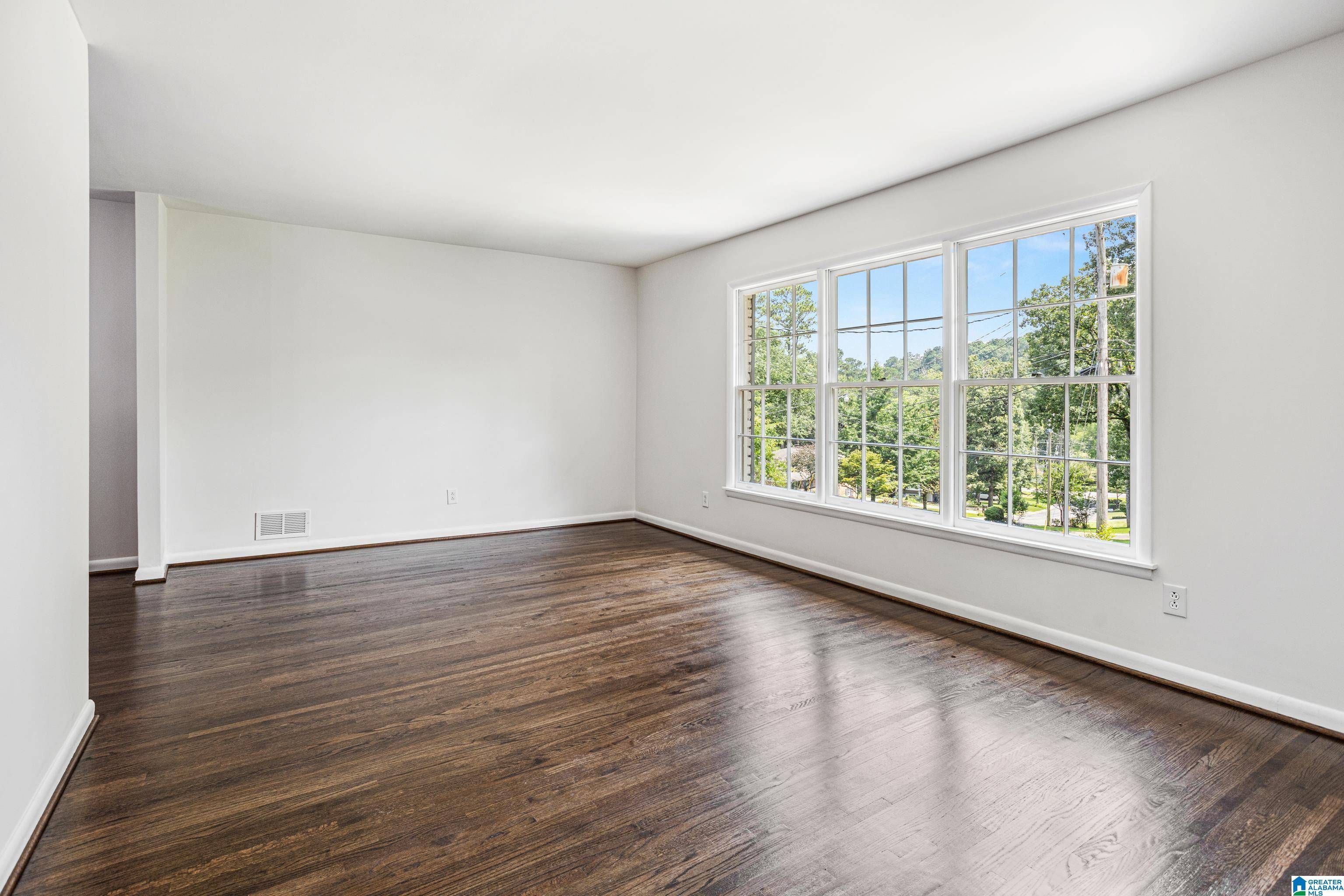 Vestavia Hills, AL 35216,3249 WAGON GAP TRAIL