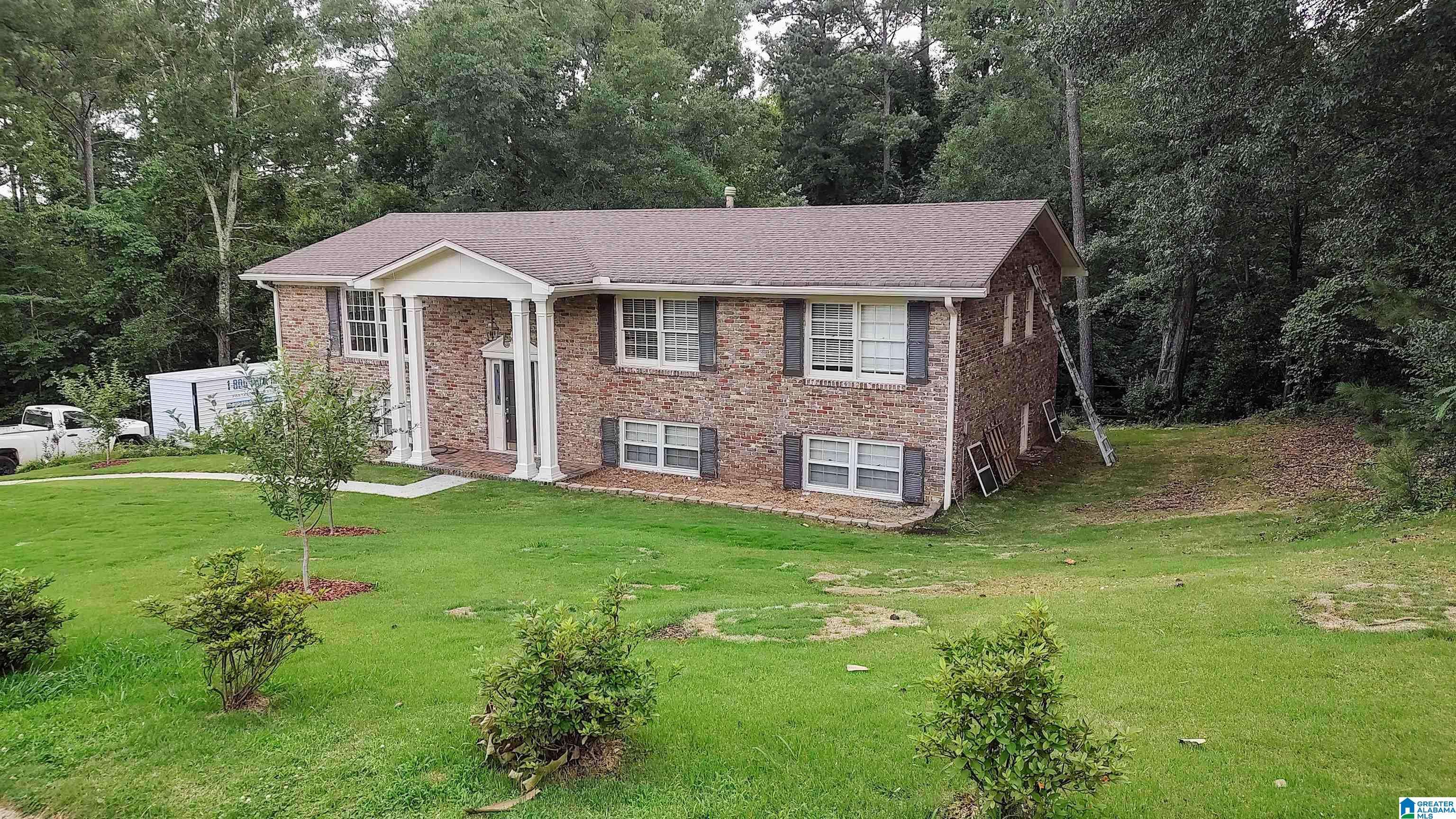 2836 VESTAVIA FOREST PLACE, Vestavia Hills, AL 35216