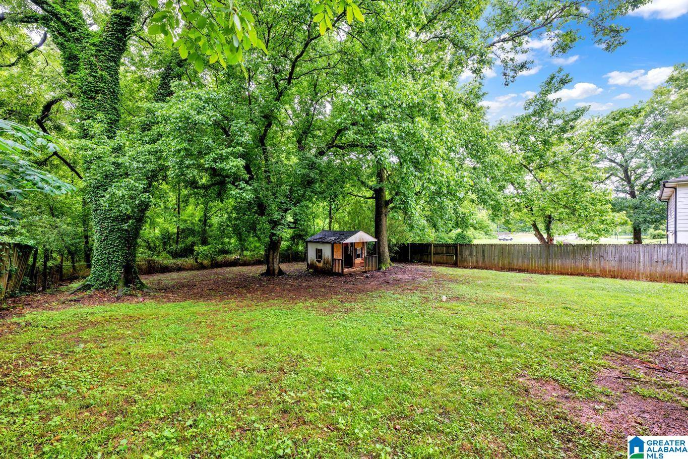 Birmingham, AL 35215,405 CAMELLIA ROAD
