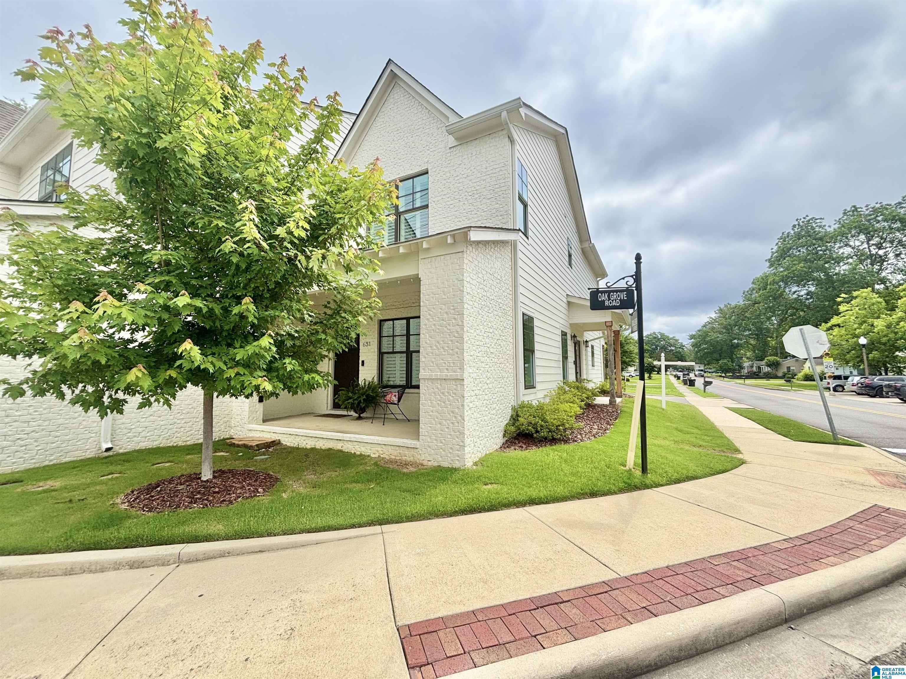 631 OAK GROVE ROAD ##6, Homewood, AL 35209