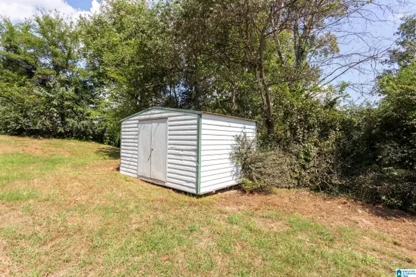 Anniston, AL 36206,419 PINE LANE