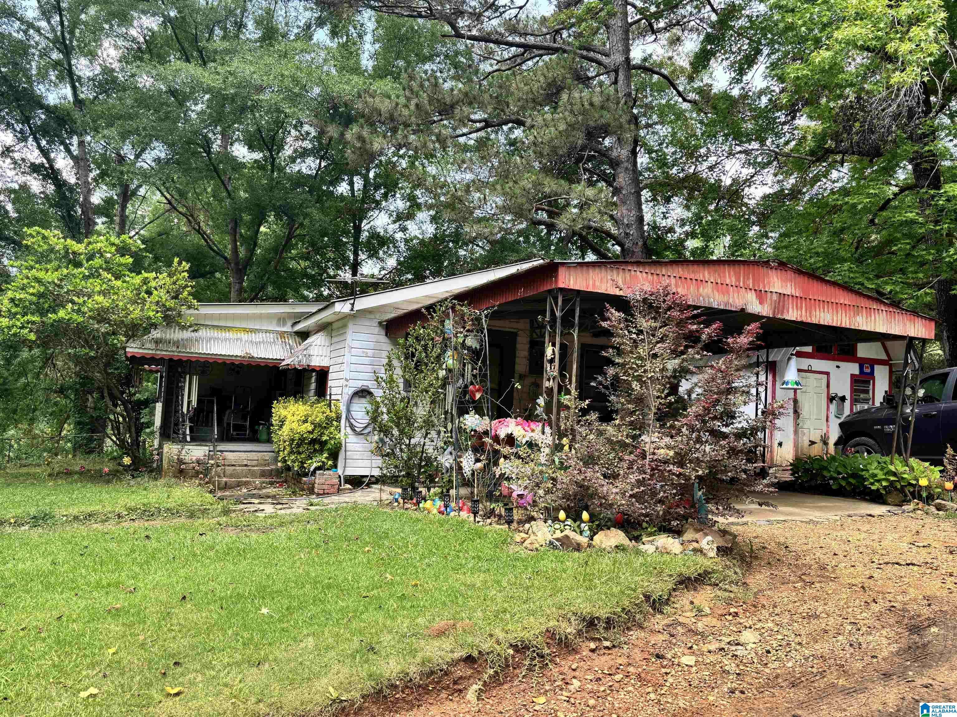 92 BRIAR HILL LOOP, Wetumpka, AL 36092