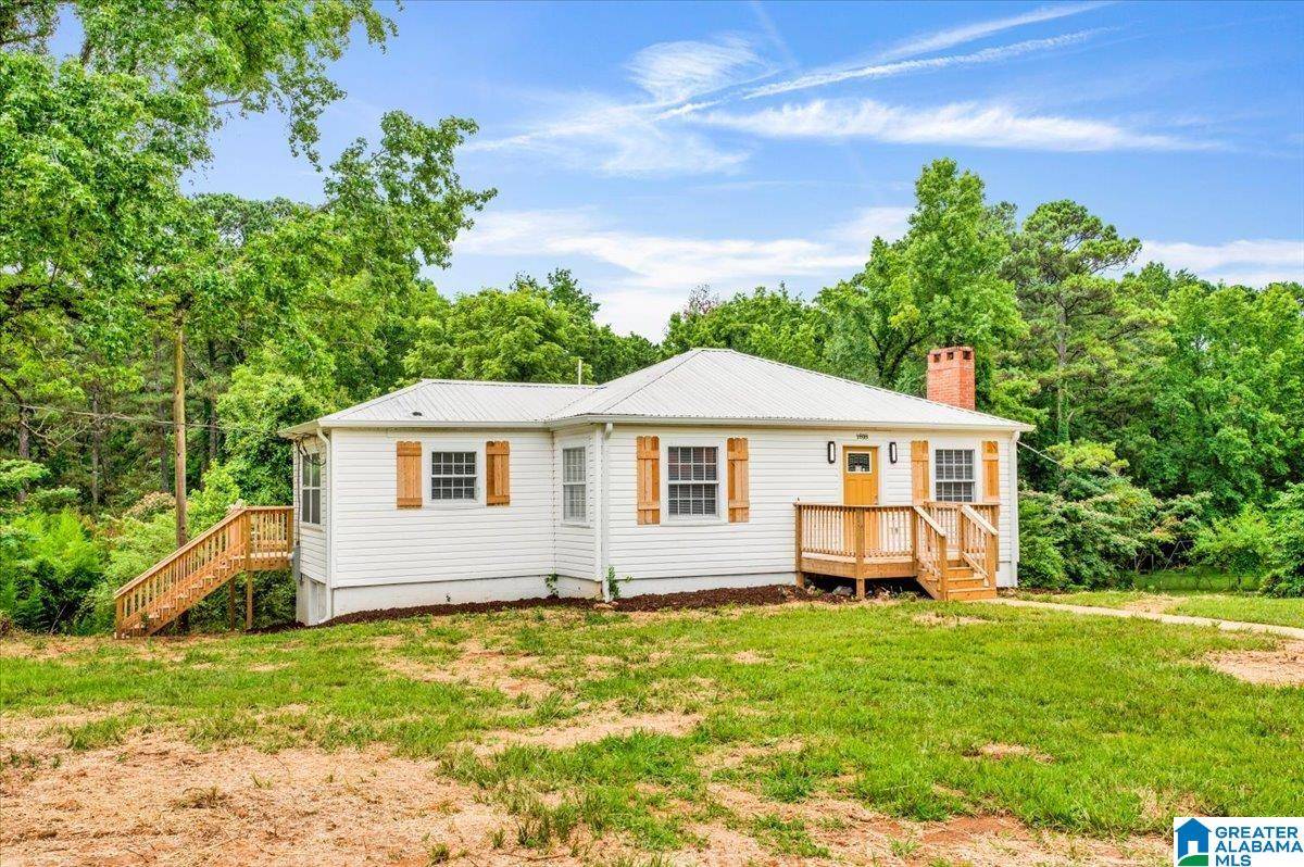 1818 HILLCREST ROAD NE, Center Point, AL 35215