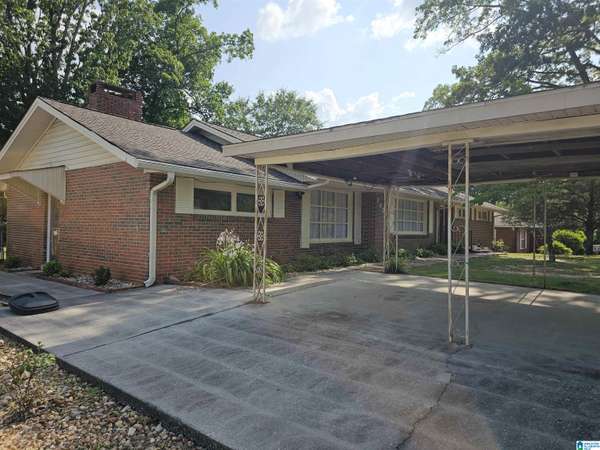 1606 NW WOODLAND STREET NW, Cullman, AL 35055