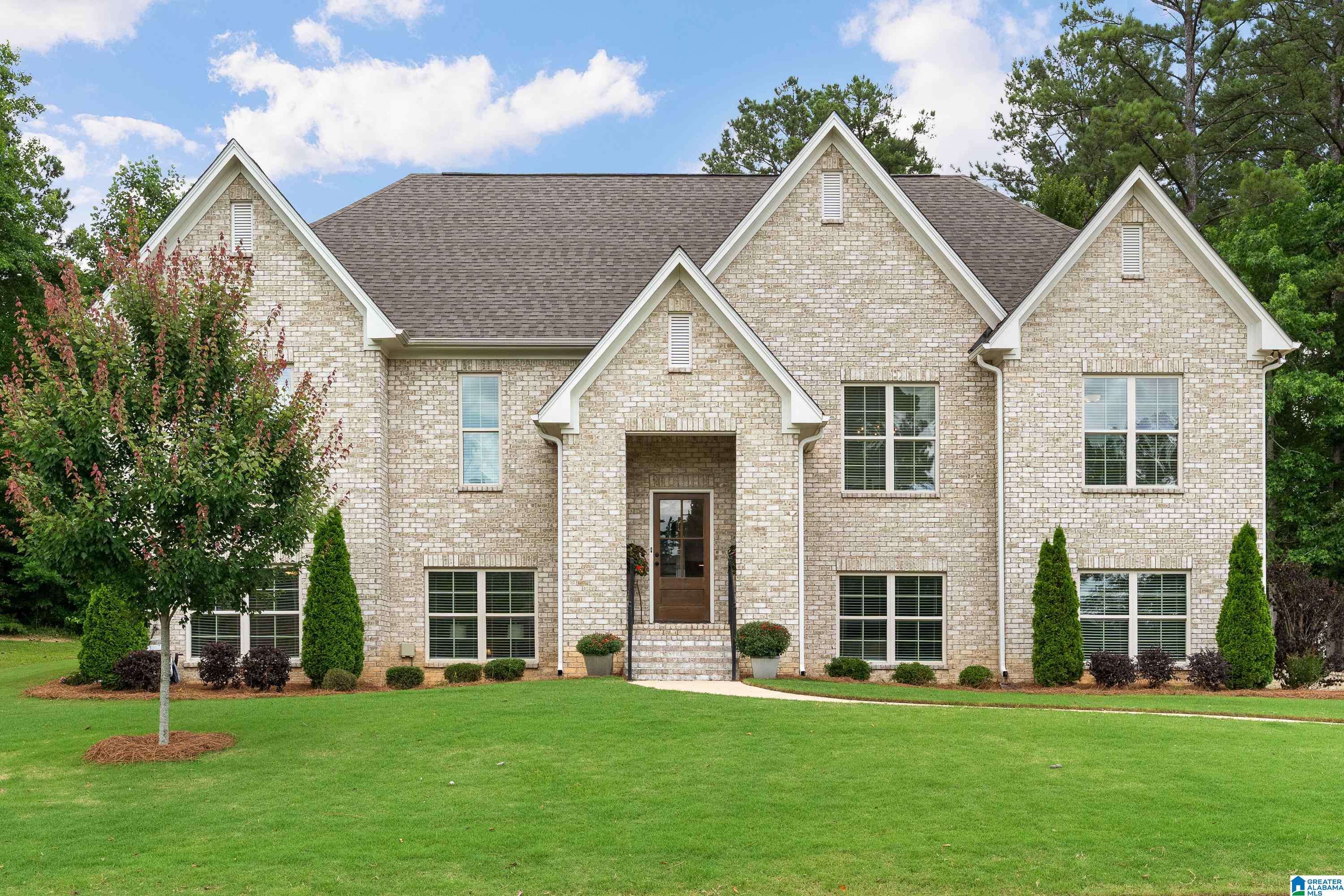 273 LIME CREEK LANE, Chelsea, AL 35043
