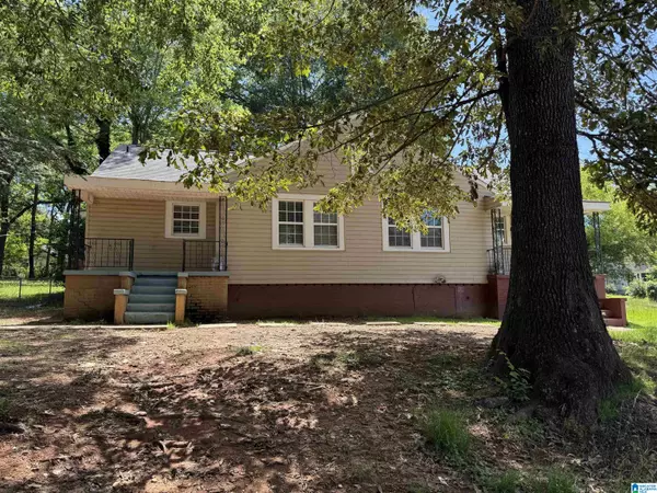 319 LAPSLEY AVENUE, Anniston, AL 36207
