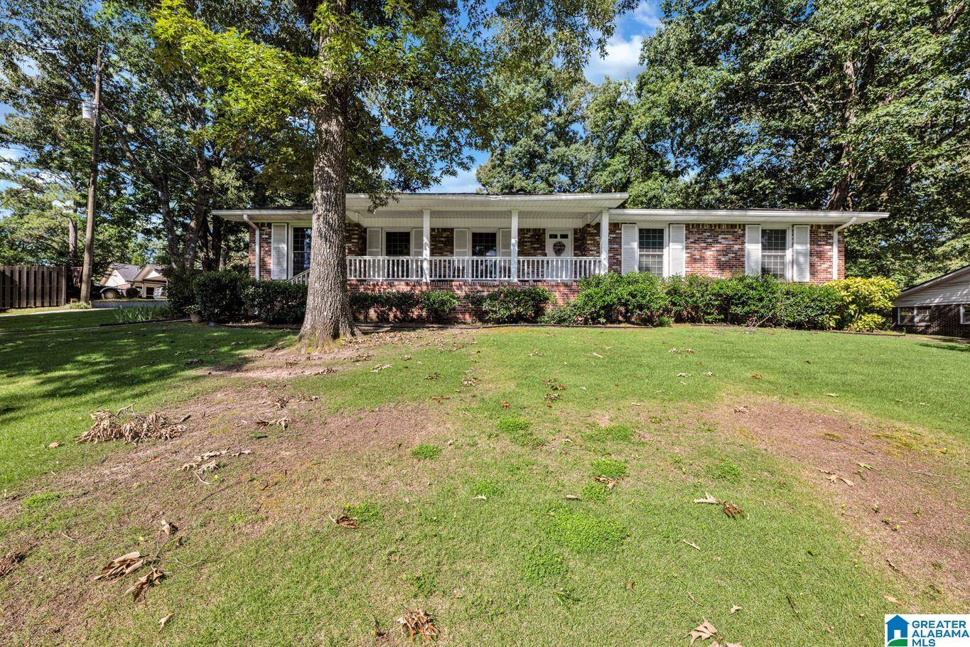 2724 SOUTHVIEW TERRACE, Vestavia Hills, AL 35216