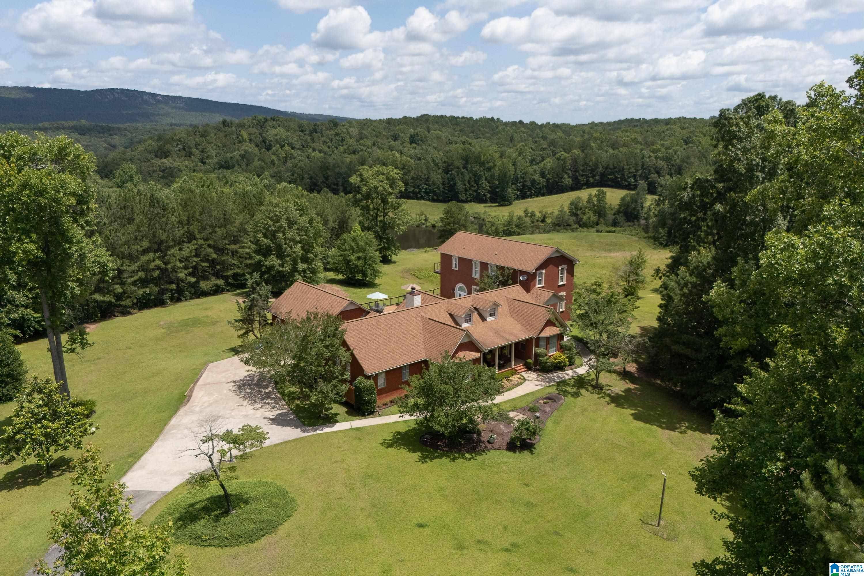 Pell City, AL 35128,320 WOLF PEN RIDGE ROAD