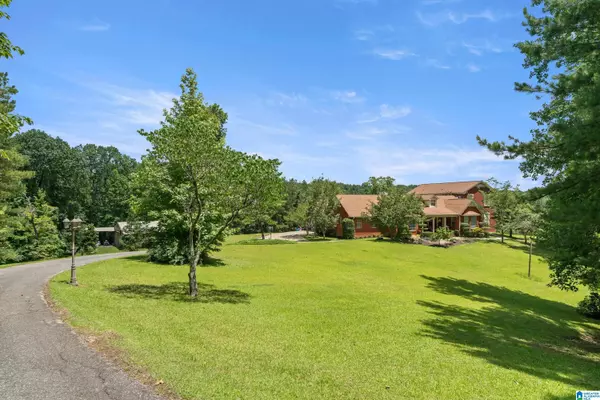 Pell City, AL 35128,320 WOLF PEN RIDGE ROAD