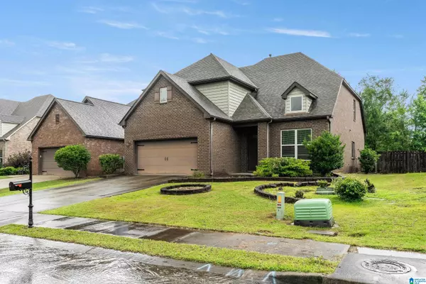 394 GLEN CROSS WAY, Trussville, AL 35173