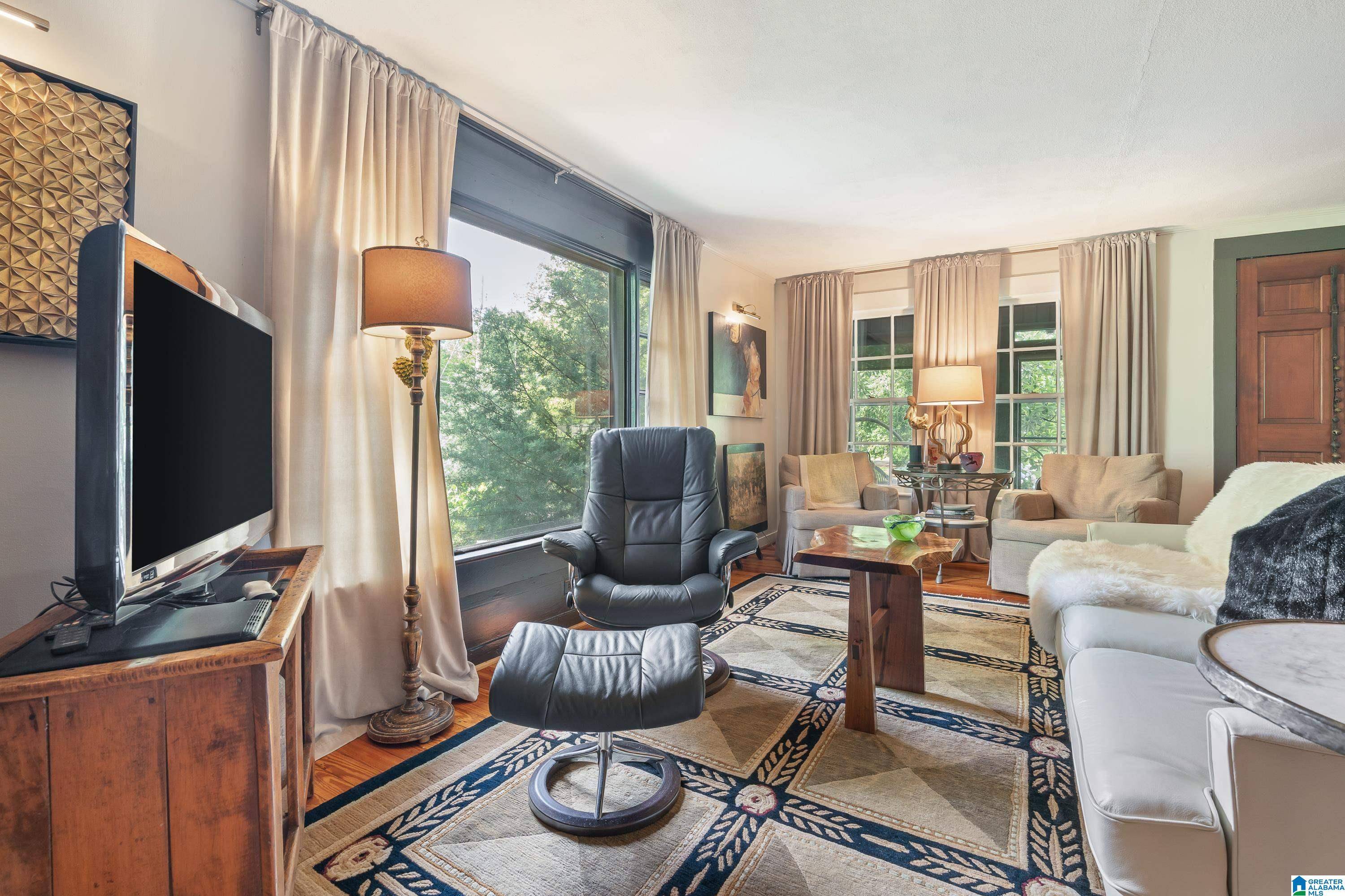 Leeds, AL 35094,1658 MONTEVALLO ROAD