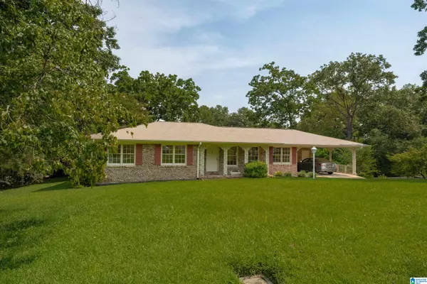 Leeds, AL 35094,6592 LYNN AVENUE
