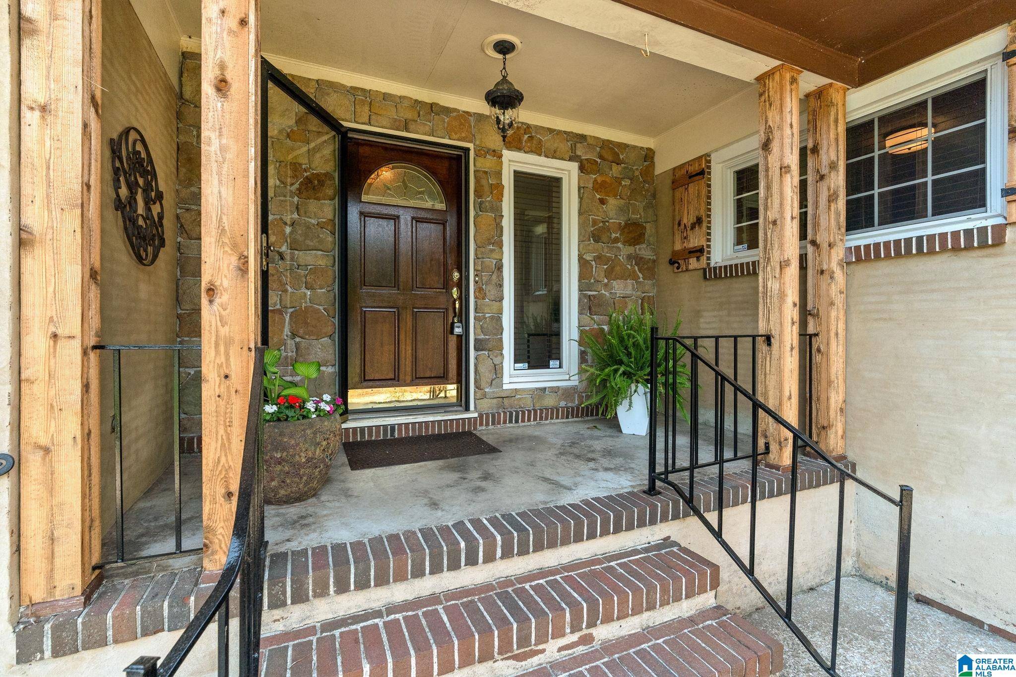 Birmingham, AL 35213,4369 MOUNTAINDALE ROAD