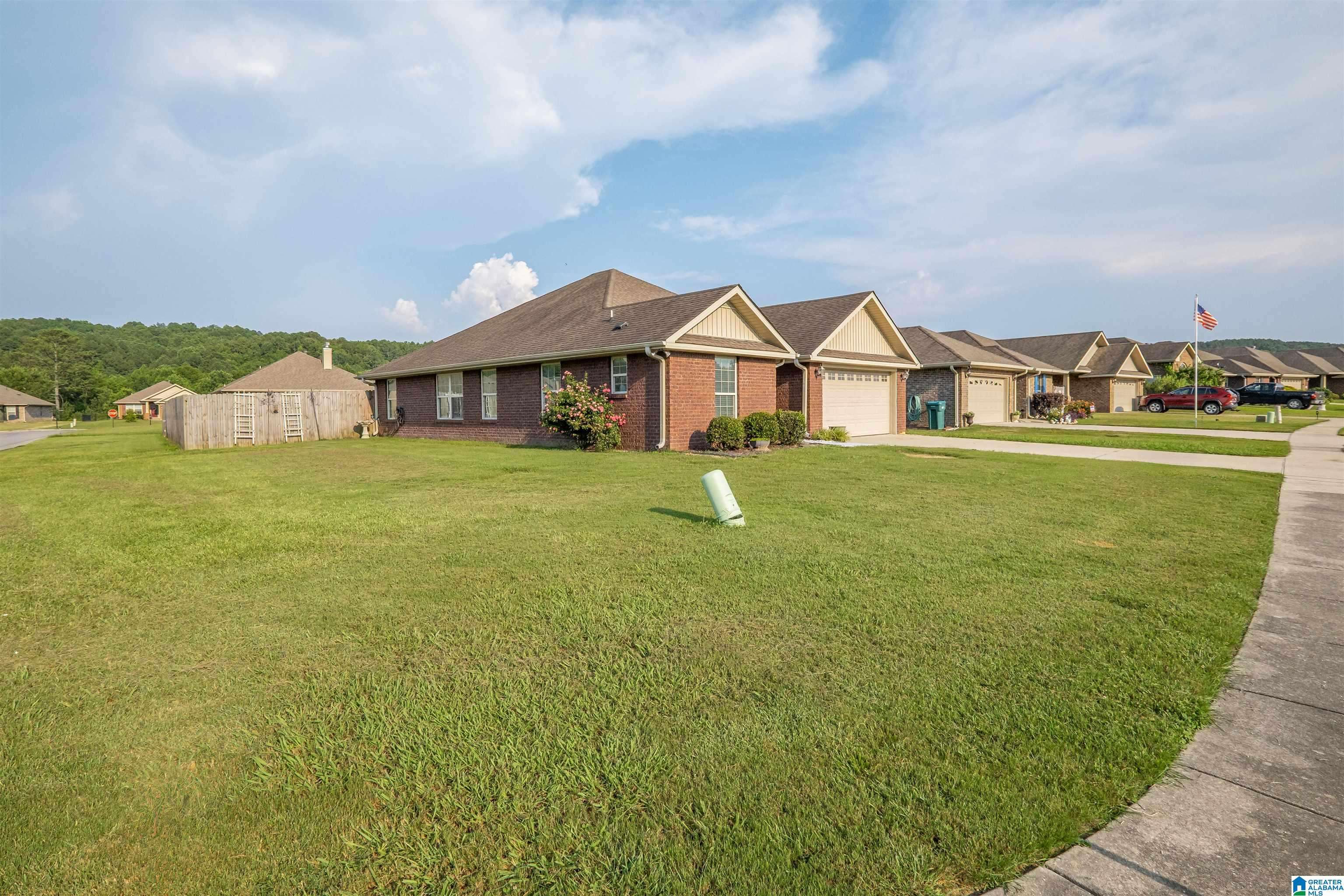 Odenville, AL 35120,955 CLOVER AVENUE