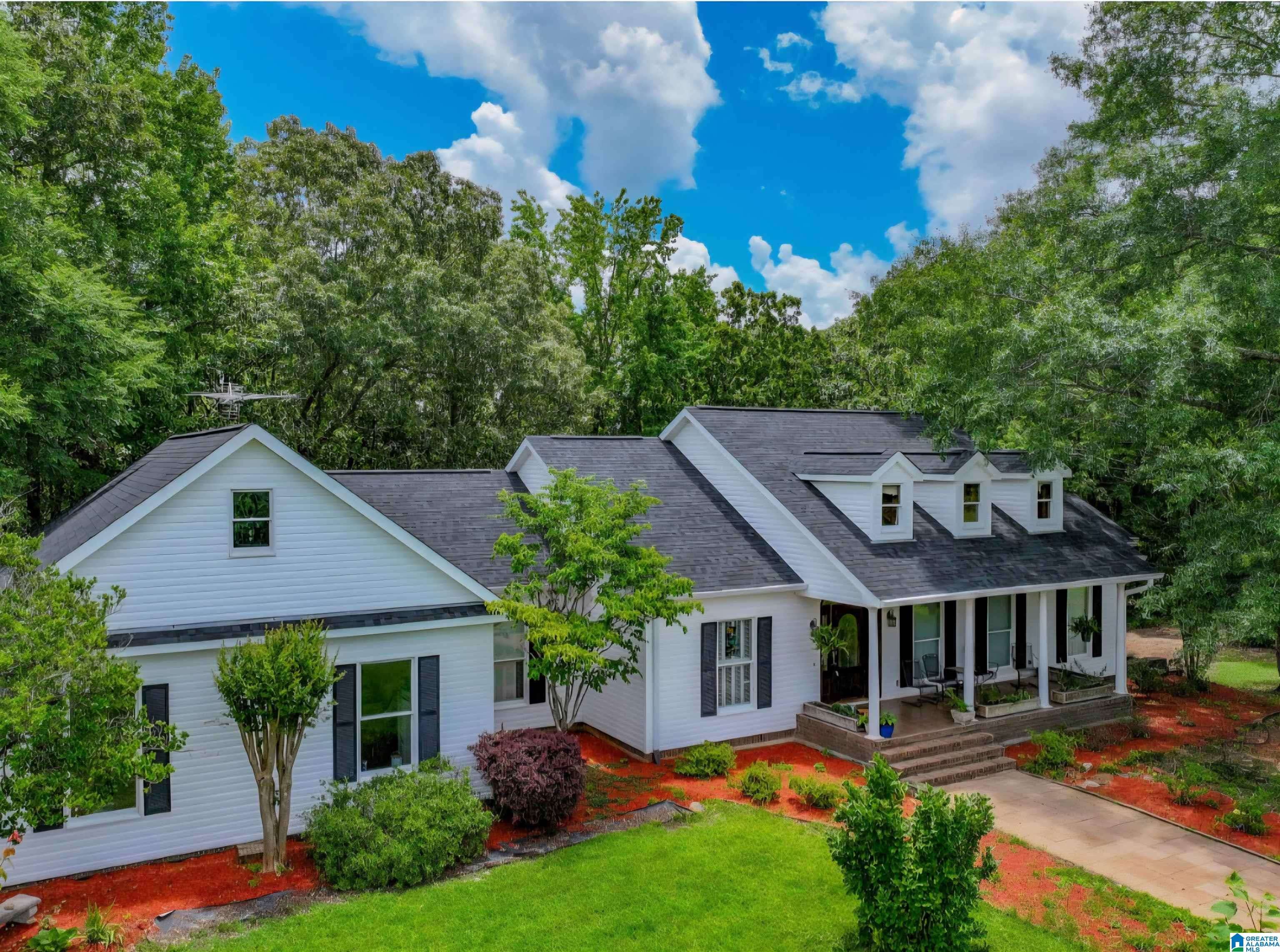 2821 COUNTY ROAD 50, Moundville, AL 35474